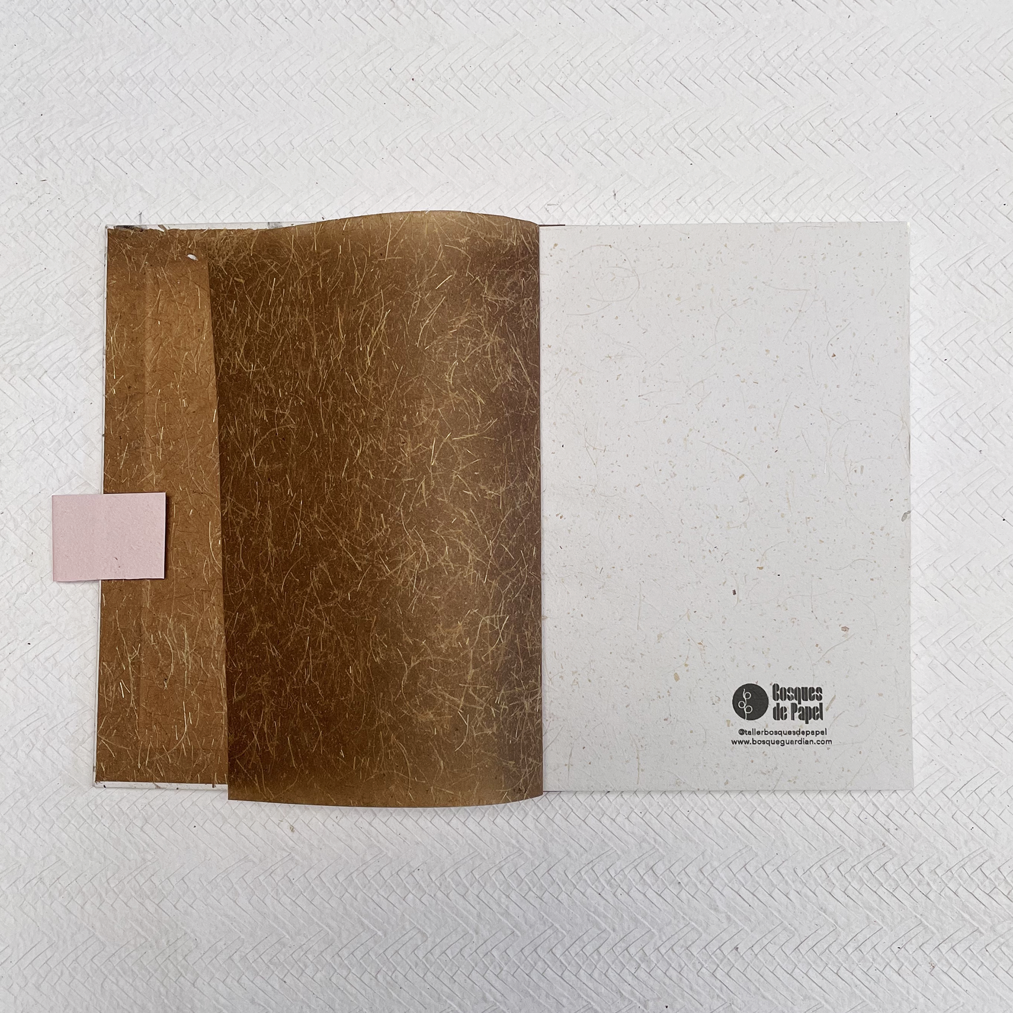 Cuaderno Tapa Dura Fondo Cartón - Imagen 3