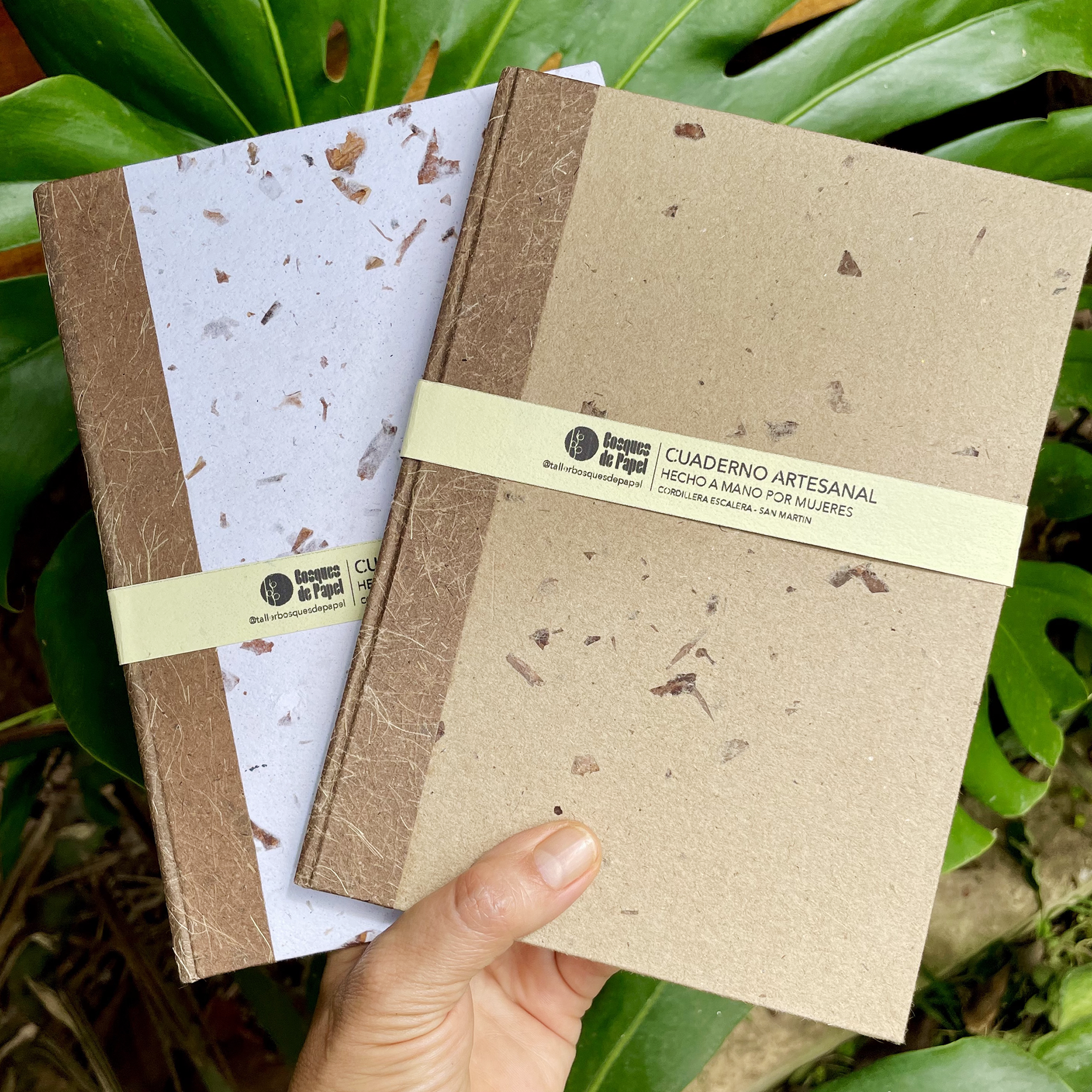 Cuaderno Tapa Dura Fondo Cartón