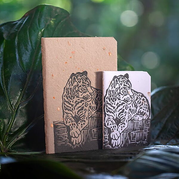 Cuaderno Jaguar Acostado A5 Fondo Carton